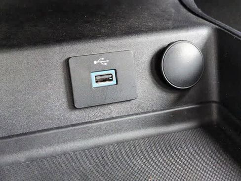 Used 2018 Ford Fusion S image 29