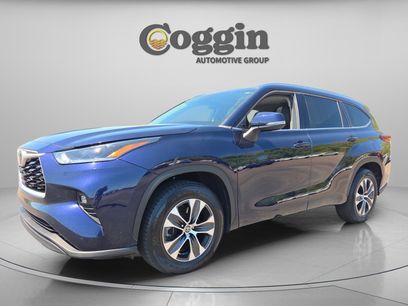 Used 2021 Toyota Highlander XLE