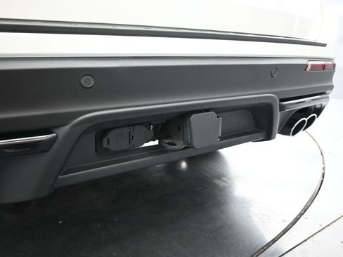 Used 2021 Ford Explorer ST w/ Equipment Group 401A image 9