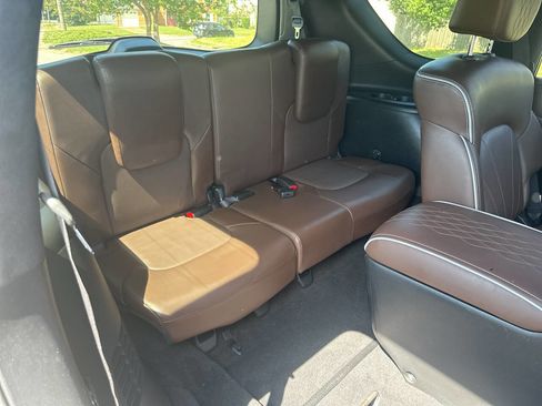 Used 2015 INFINITI QX80 Limited w/ All Season Package image 20