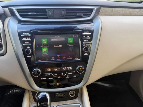 Used 2019 Nissan Murano SL w/ SL Technology Package FWD image 12