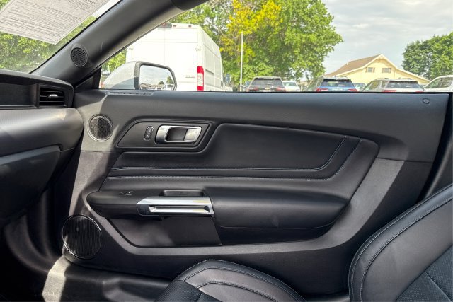 Used 2019 Ford Mustang GT Premium w/ Equipment Group 401A RWD image 20