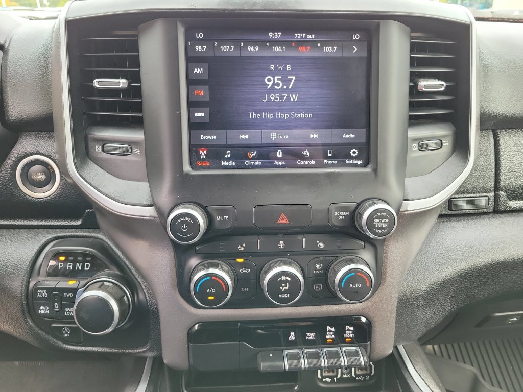 Used 2020 RAM 1500 Big Horn AWD/4WD image 16