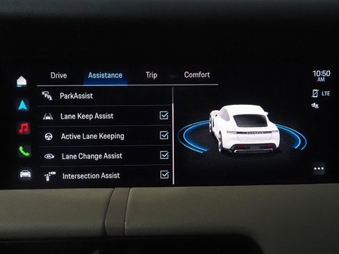 Used 2022 Porsche Taycan image 32