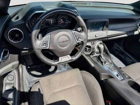 Used 2018 Chevrolet Camaro LT RWD image 24