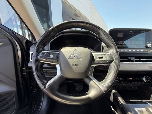 Used 2024 Mitsubishi Outlander SE AWD/4WD image 20