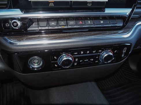 Certified 2023 GMC Sierra 1500 Elevation image 16