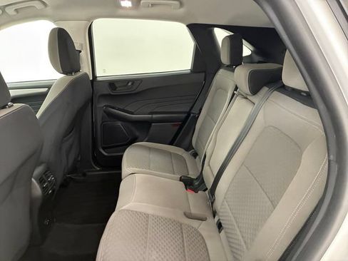 Used 2022 Ford Escape SE w/ Convenience Package FWD image 18