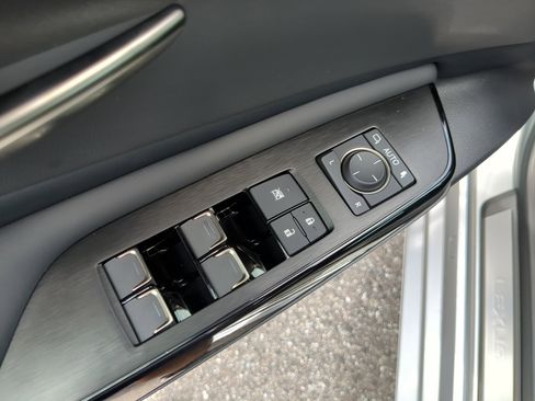 New 2025 Lexus ES 350 w/ Premium Package image 16