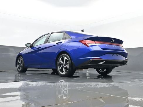 Used 2023 Hyundai Elantra SEL w/ Convenience Package FWD image 23