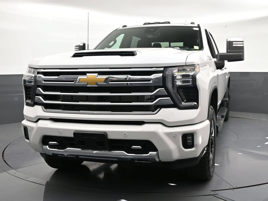 Certified 2025 Chevrolet Silverado 3500 High Country AWD/4WD image 8