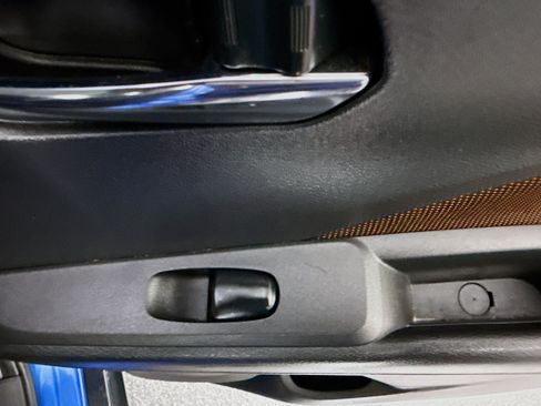 Used 2021 Nissan Kicks SR FWD image 31