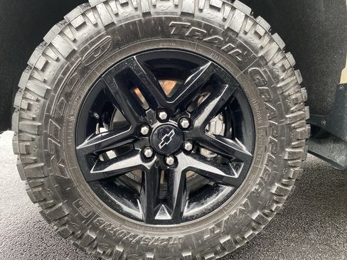 Used 2022 Chevrolet Silverado 1500 LT Trail Boss w/ LT Trail Boss Premium Package image 49