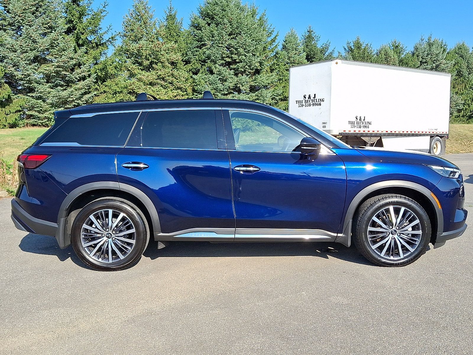 Certified 2024 INFINITI QX60 Autograph AWD/4WD image 11