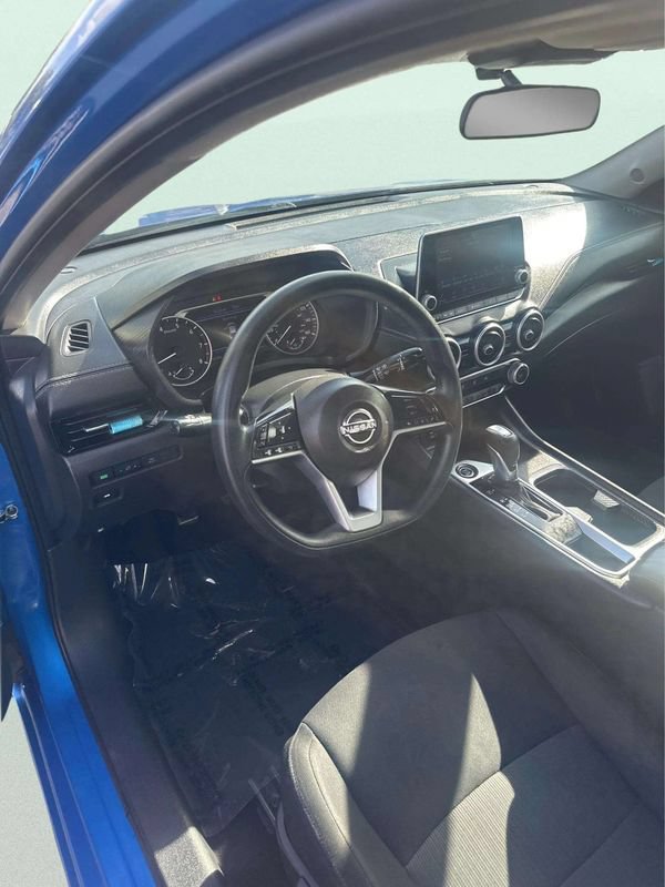 Used 2024 Nissan Sentra SV FWD image 17