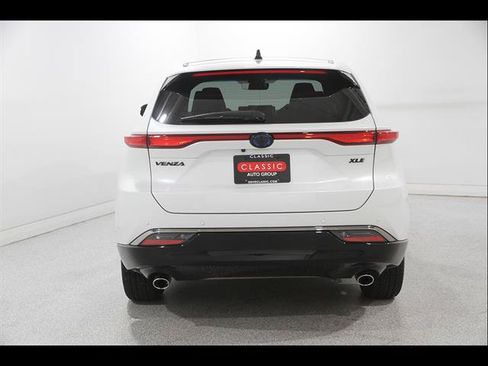 Used 2024 Toyota Venza Nightshade AWD/4WD image 21