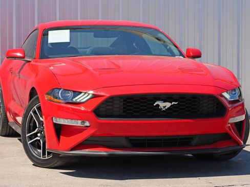 Used 2020 Ford Mustang Coupe w/ Equipment Group 101A image 2