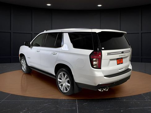 Used 2024 Chevrolet Tahoe High Country AWD/4WD image 5