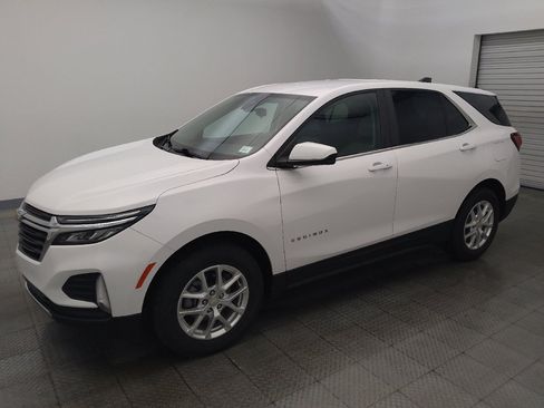 Used 2022 Chevrolet Equinox LT AWD/4WD image 2