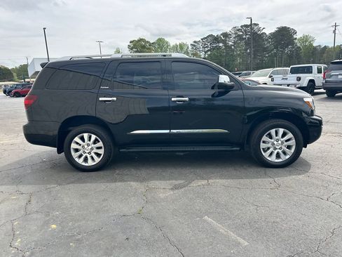 Used 2018 Toyota Sequoia Platinum RWD image 5