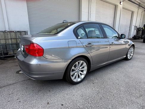 Used 2011 BMW 328i Sedan RWD image 7