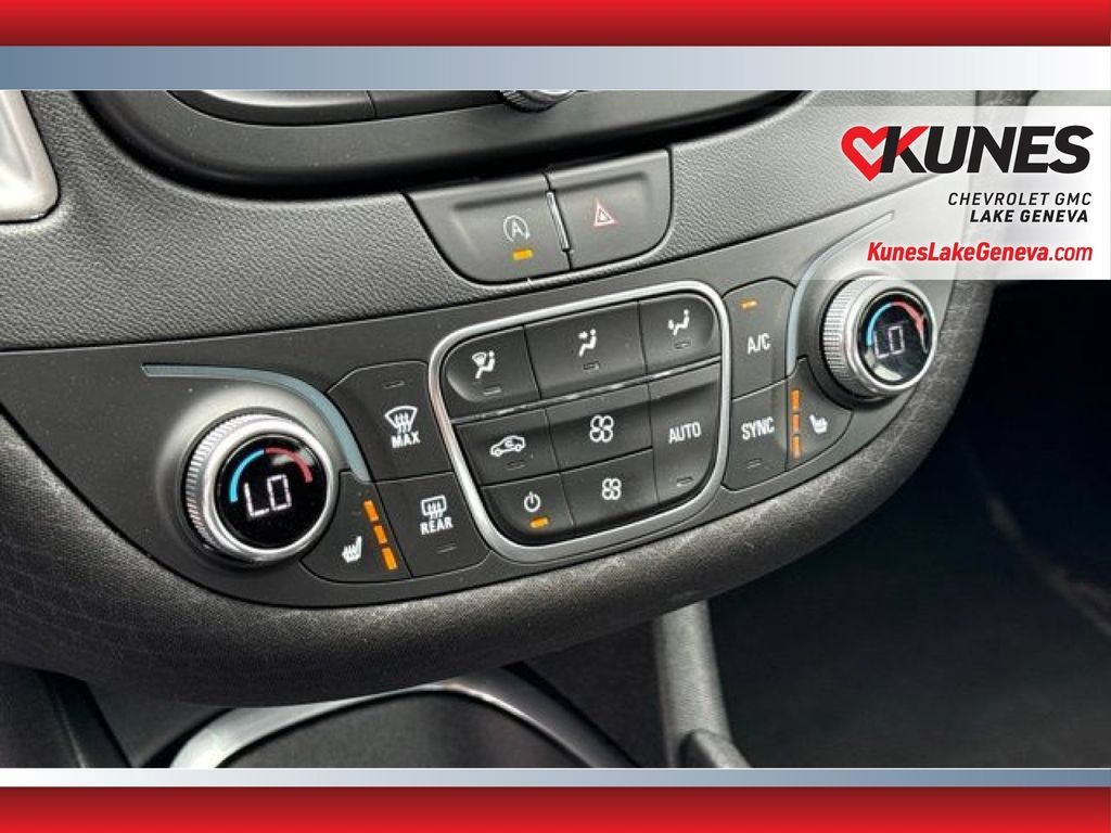 Used 2025 Chevrolet Malibu LT FWD image 27