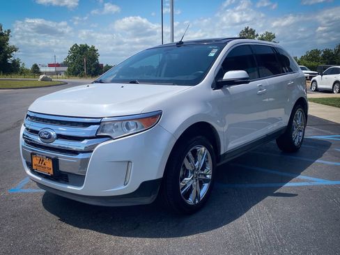 Used 2014 Ford Edge Limited w/ Equipment Group 302A AWD/4WD image 6