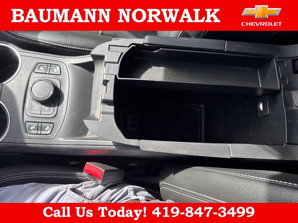 Used 2022 GMC Terrain SLT AWD/4WD image 31