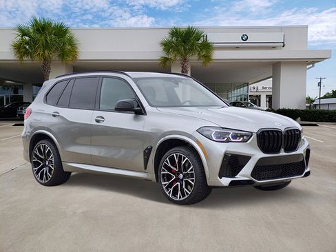 Used 2022 BMW X5 M w/ Competition Package 2 AWD/4WD image 3