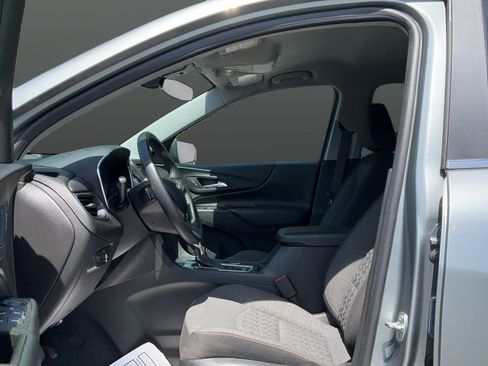 Certified 2024 Chevrolet Equinox LT AWD/4WD image 17