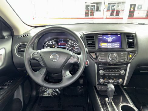 Used 2020 Nissan Pathfinder SV w/ Rock Creek Edition image 16