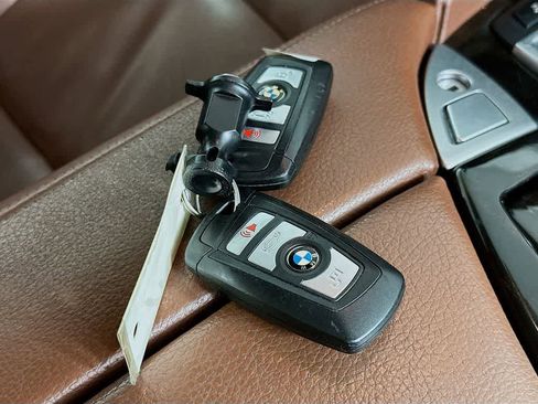 Used 2016 BMW 535i xDrive Sedan AWD/4WD image 22