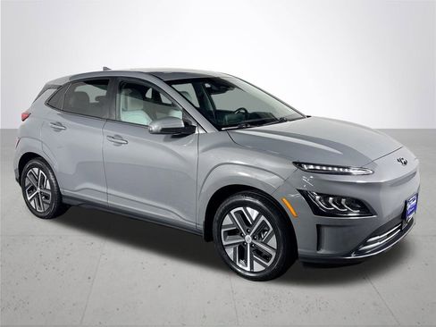 Used 2023 Hyundai Kona Limited image 4