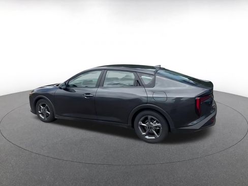 Used 2025 Kia K4 FWD image 11