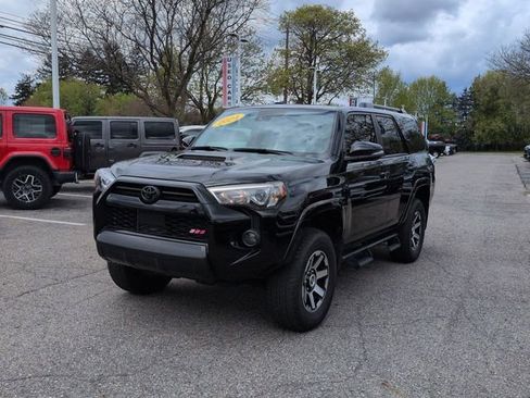 Used 2024 Toyota 4Runner TRD Off-Road Premium w/ Moonroof Package AWD/4WD image 7