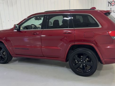 Used 2015 Jeep Grand Cherokee Altitude image 7