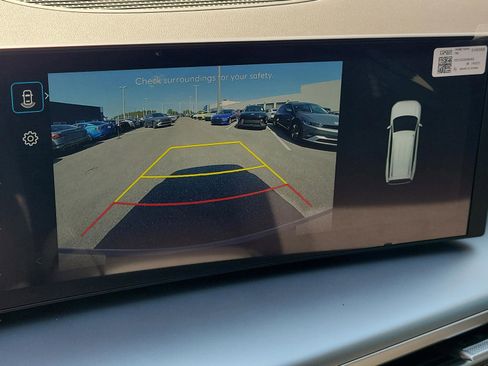 New 2026 Hyundai Ioniq 9 SE image 32