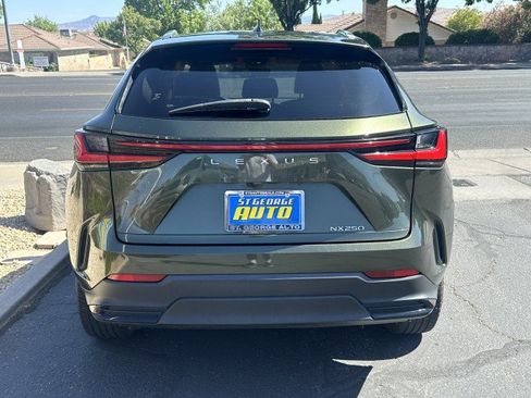 Used 2022 Lexus NX 250 FWD image 4