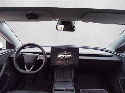 Used 2025 Tesla Model 3 Long Range AWD/4WD image 17