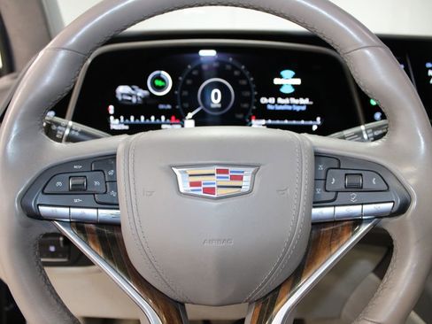 Used 2021 Cadillac Escalade Sport Platinum RWD image 47