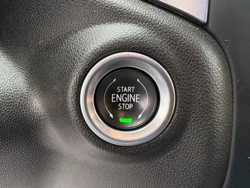 Used 2022 Chevrolet Silverado 2500 LTZ w/ LTZ Convenience Package image 22