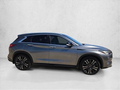 Used 2021 INFINITI QX50 Luxe w/ Appearance Package FWD image 4