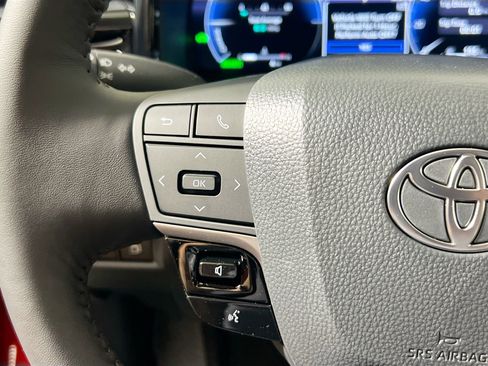 New 2026 Toyota Camry XLE image 18