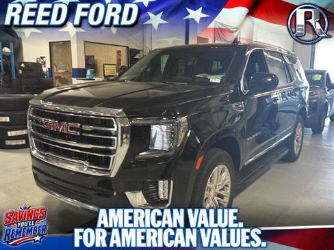 Used 2024 GMC Yukon SLT AWD/4WD image 1