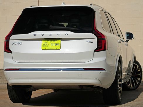 Used 2025 Volvo XC90 T8 Plus w/ Protection Package Premier AWD/4WD image 5