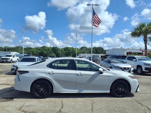 Used 2024 Toyota Camry XSE FWD image 21