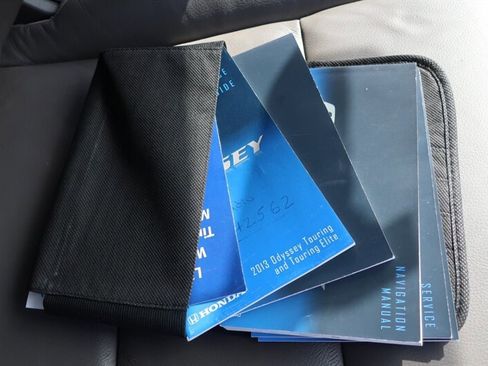 Used 2013 Honda Odyssey Touring image 29