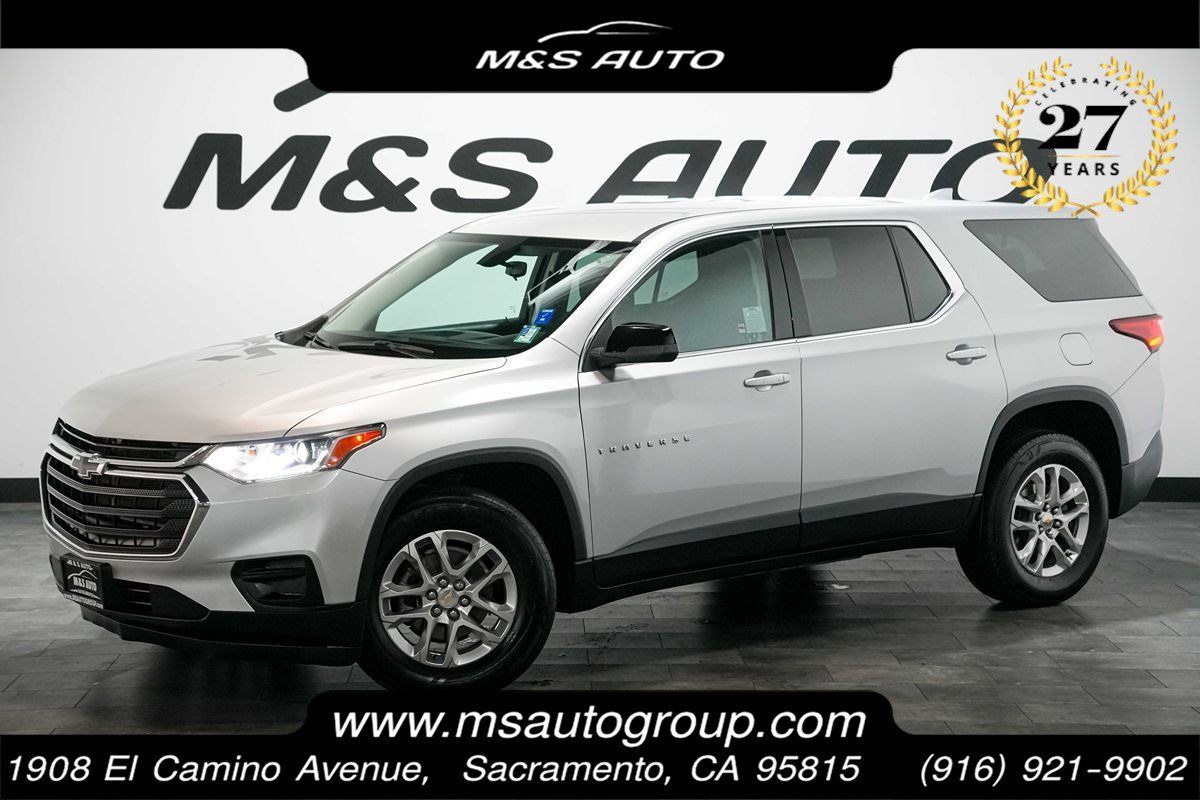 Used 2021 Chevrolet Traverse LS w/ LPO, Cargo Package FWD image 1