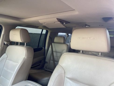 Used 2016 GMC Yukon XL Denali w/ Open Road Package AWD/4WD image 12