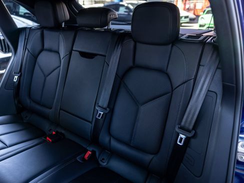 Certified 2026 Porsche Macan S AWD/4WD image 27